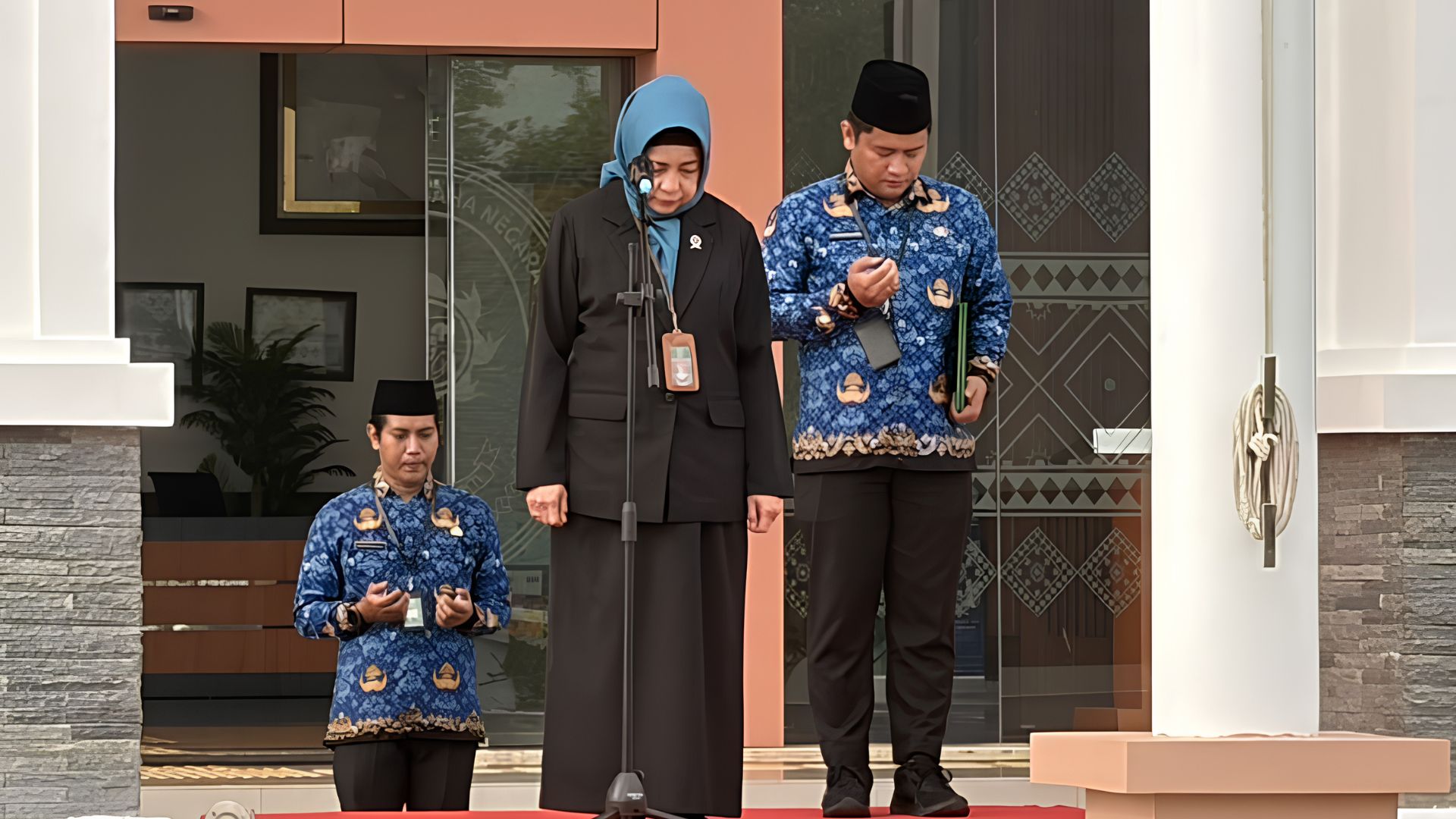 Pengadilan Tinggi Tata Usaha Negara Banjarmasin Peringati HARI SUMPAH PEMUDA KE-98 TAHUN 2026 DENGAN TEMA : “ PATRIOTIK, GIGIH, BEREMPATI : PEMUDA UNTUK INDONESIA”