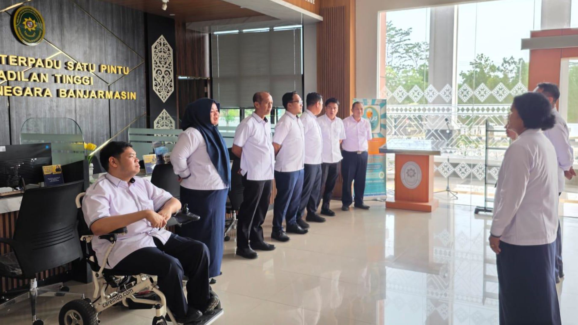 HAWASBID PTTUN BANJARMASIN LAKUKAN PENGAWASAN PELAYANAN PUBLIK DAN PTSP