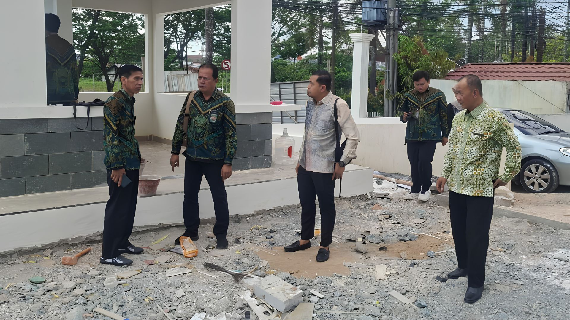 Peninjauan Pekerjaan Konstruksi Sarana Lingkungan Gedung PTUN Banjarmasin