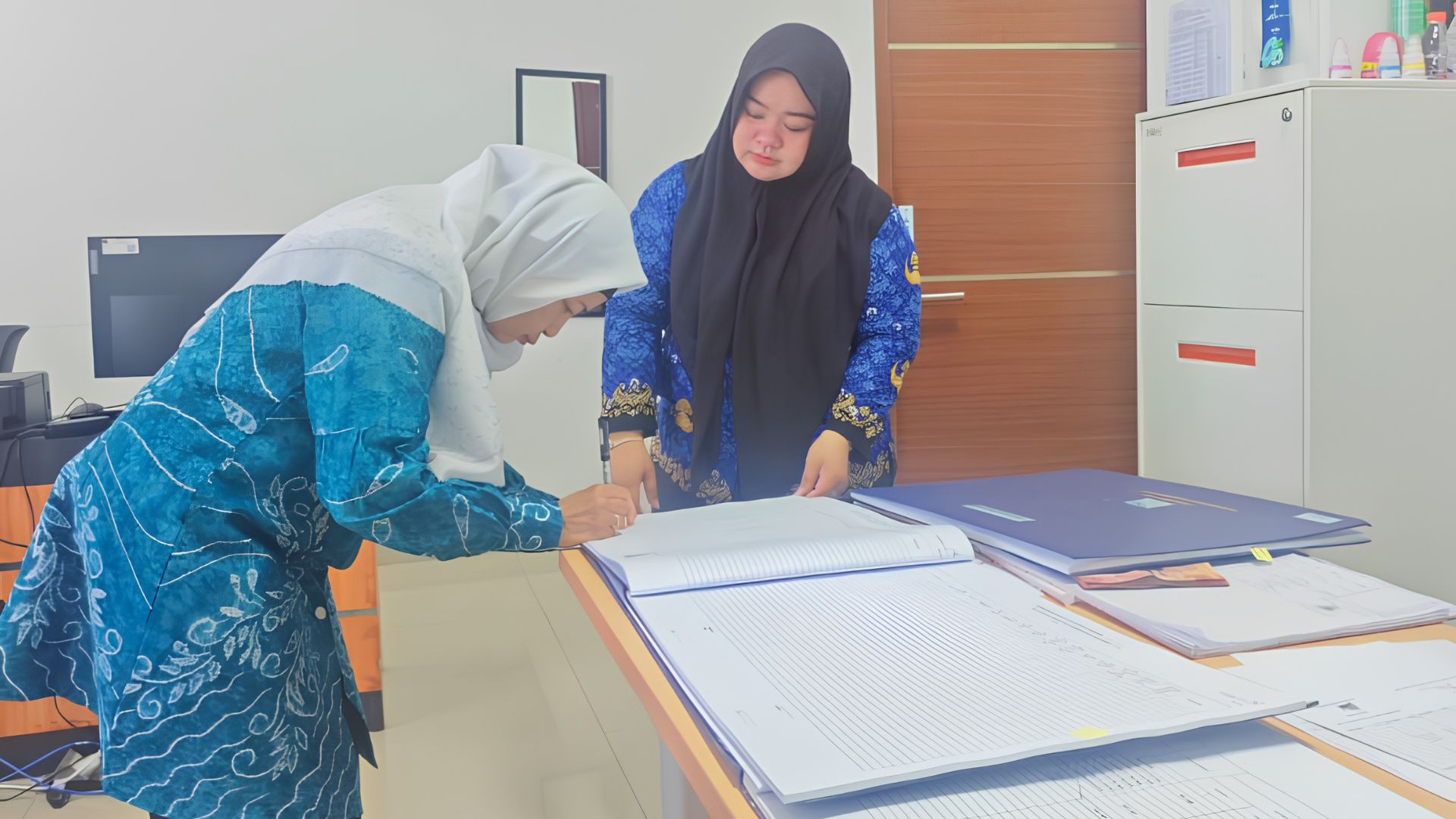 Perkuat Pengawasan Internal, Ketua PTTUN Banjarmasin Periksa Laporan Keuangan Pihak Ketiga/Kasir Perkara