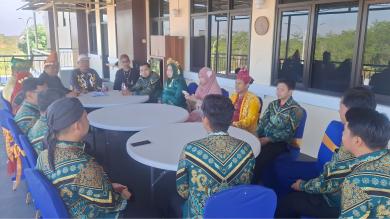 Tingkatkan Koordinasi dan Efektivitas Kerja, Kesekretariatan PTTUN Banjarmasin Gelar Rapat Dinas Bulanan Periode Agustus Tahun 2026