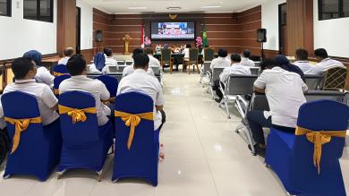PTTUN Banjarmasin mengikuti Pembinaan oleh Direktur Jenderal Badan Peradilan Militer dan Peradilan Tata Usaha Negara secara Daring (Zoom Meeting)