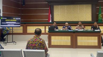Rapat Bulanan Periode Januari Tahun 2025 Pengadilan Tinggi Tata Usaha Negara Banjarmasin