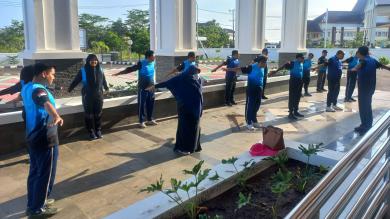 Olahraga dan Jalan Sehat Bersama Pengadilan Tinggi Tata Usaha Negara Banjarmasin